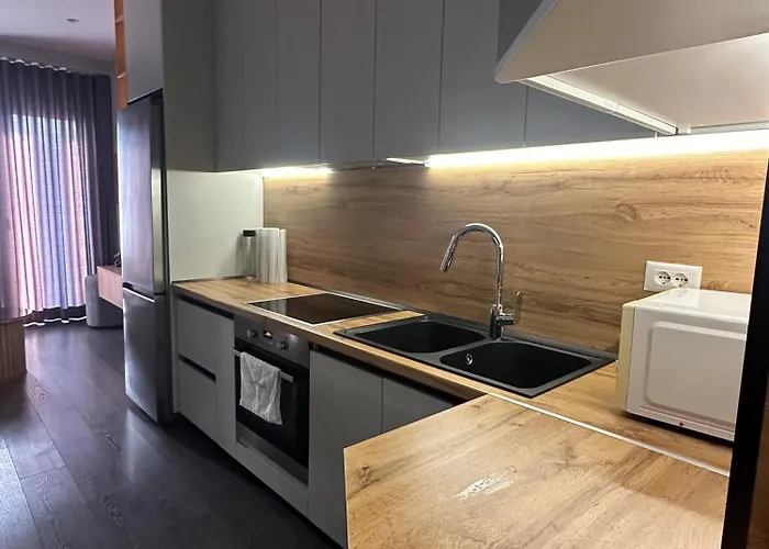 Albania Haven 2a アパート *